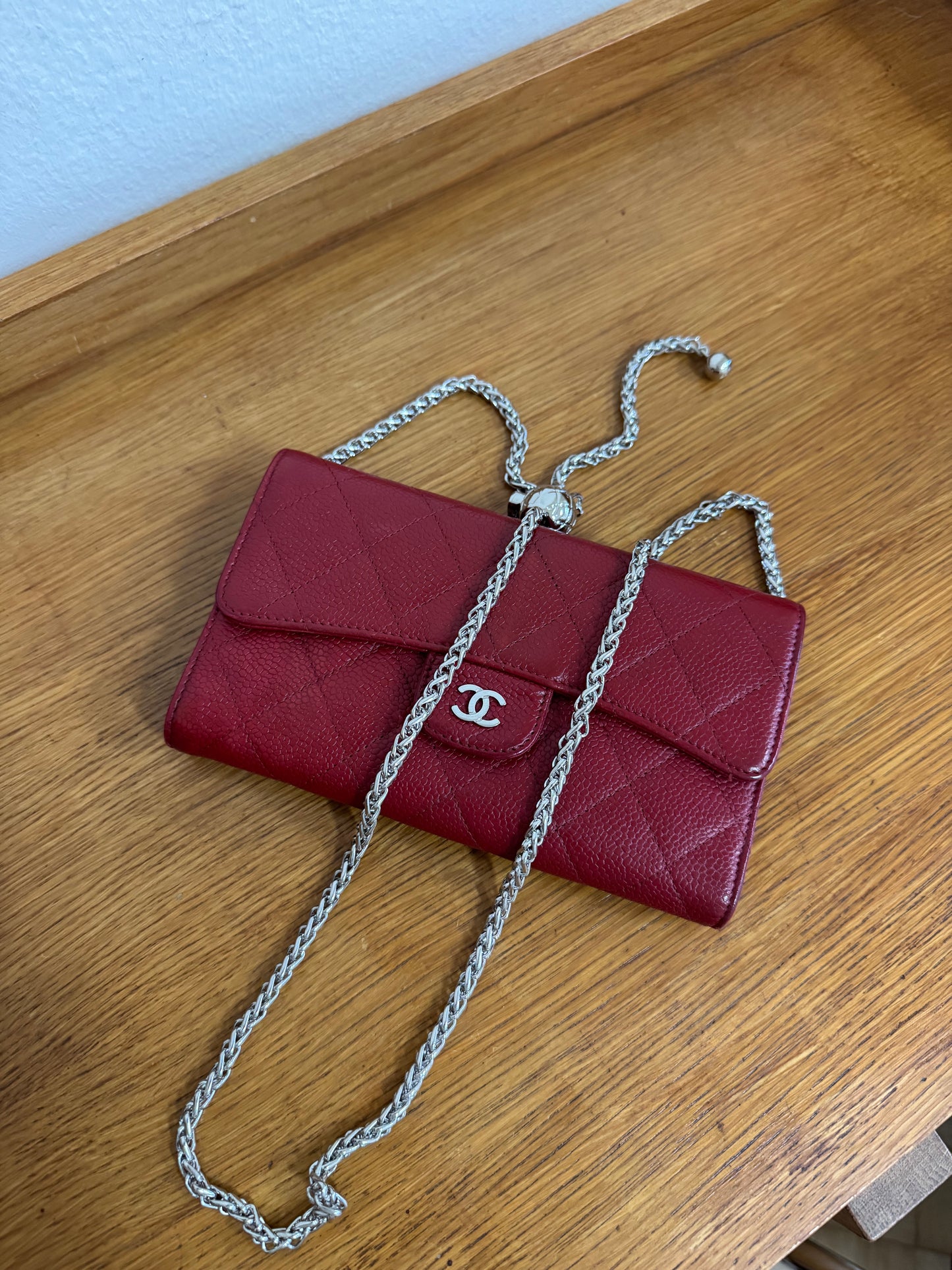 CHANEL CLASSIC WALLET CAVIAR RED