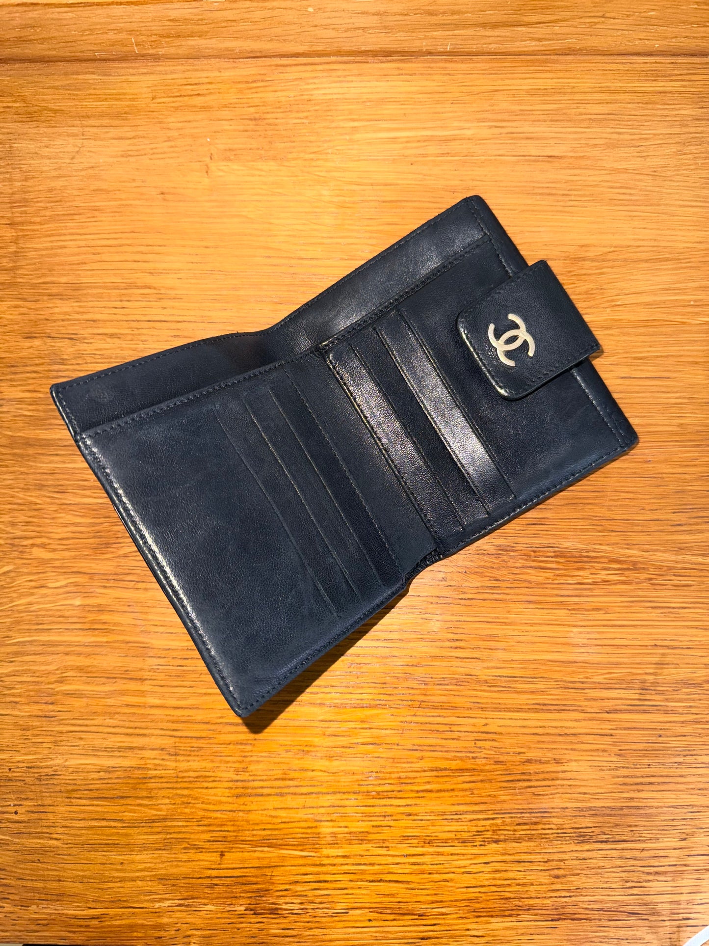 CHANEL NO.5 MINI WALLET