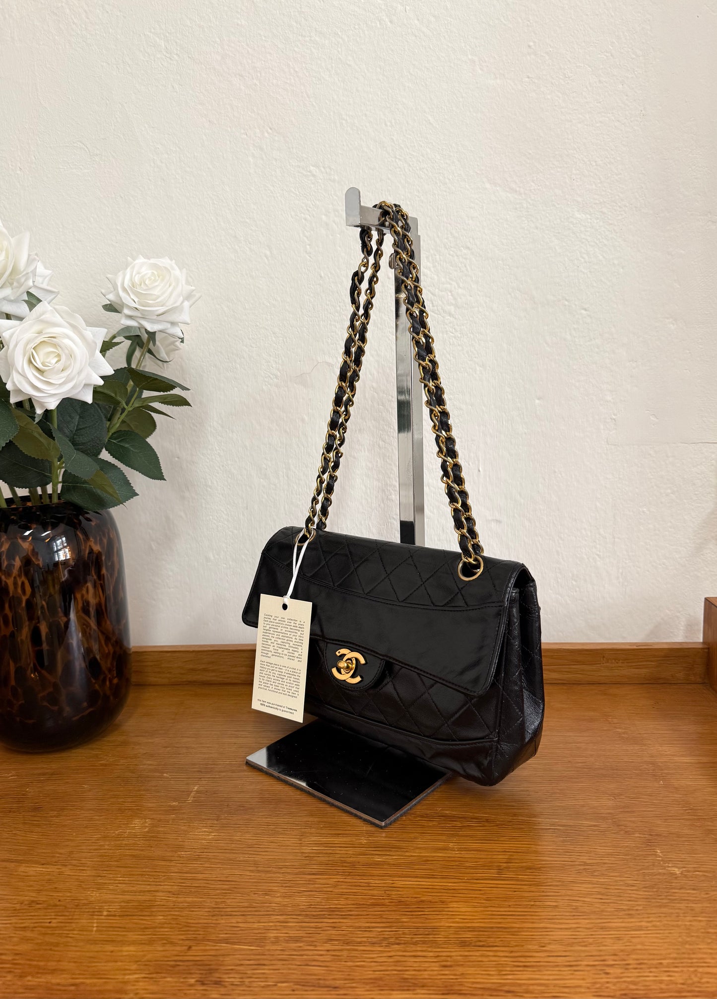 CHANEL TWIST LOCK CLASSIC FLAP BAG