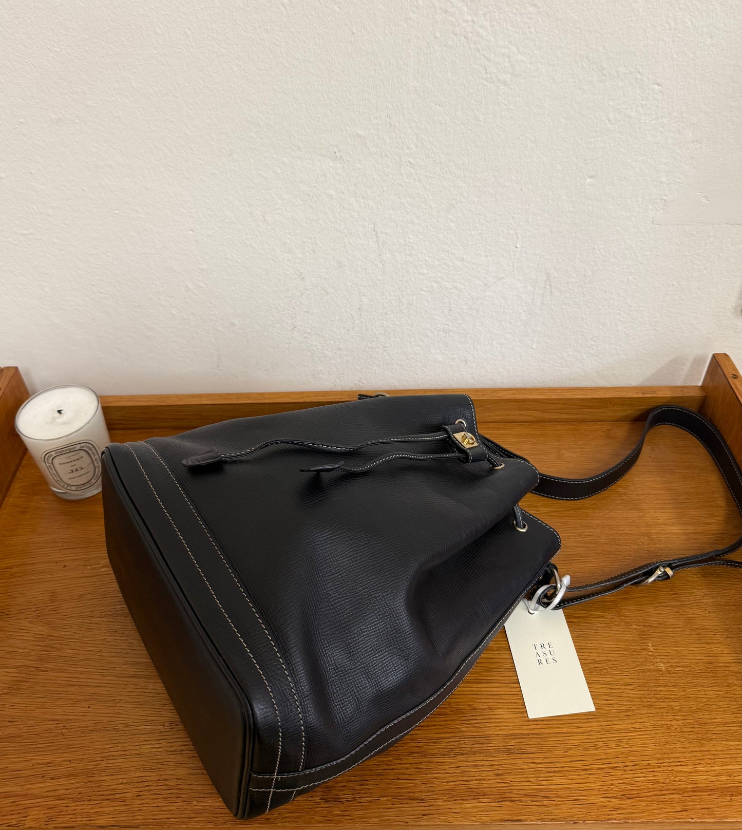 CELINE TRIOMPHE BUCKET BAG BLACK