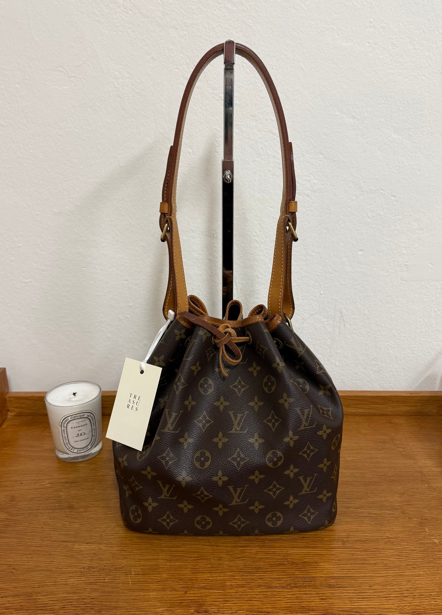 LV PETIT NOÉ MONOGRAM