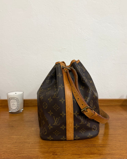 LV PETIT NOÉ MONOGRAM