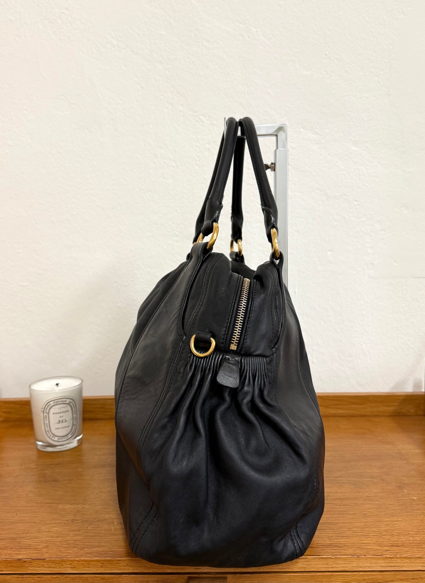 MIU MIU VITELLO LARGE SHOULDER BAG BLACK