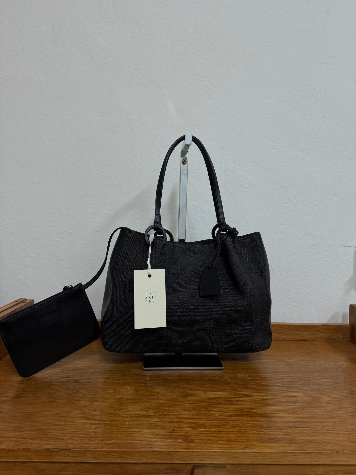 GUCCI GG SHOULDER BAG BLACK & POUCH TOM FORD ERA