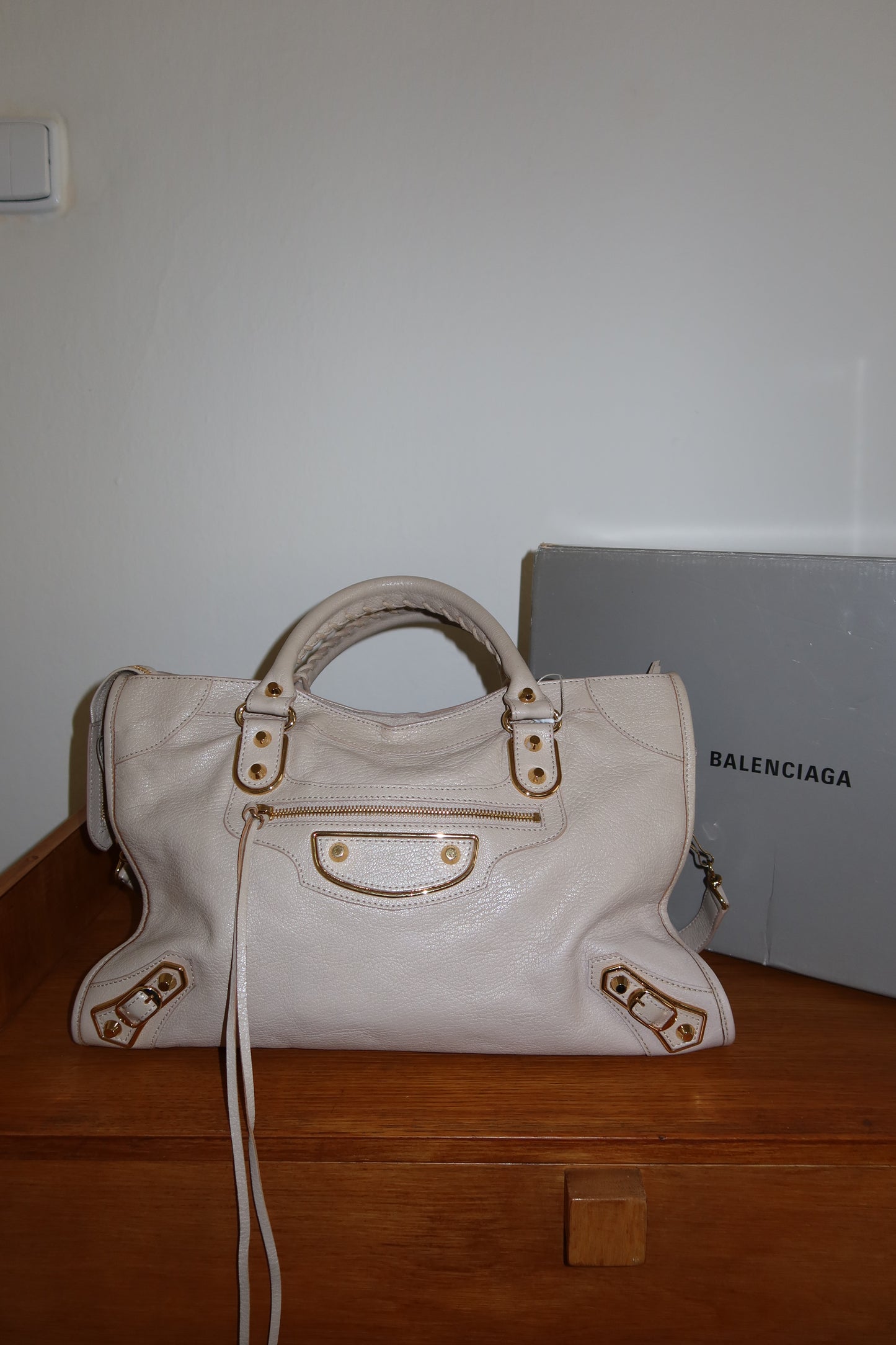 BALENCIAGA CITY BAG IN CREAM