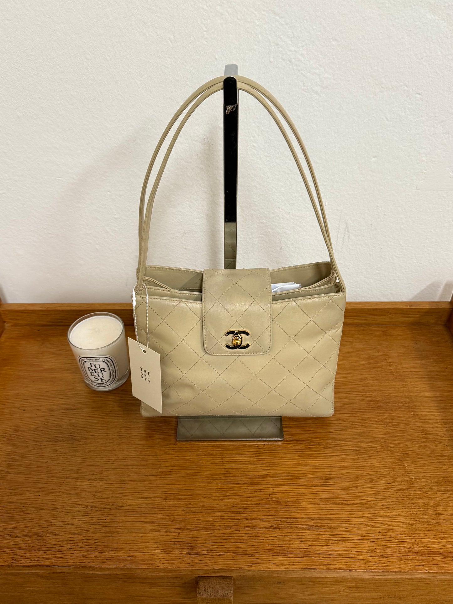 CHANEL KELLY SHOULDER BAG