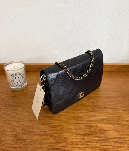 CHANEL FULL FLAP BLACK LAMBSKIN