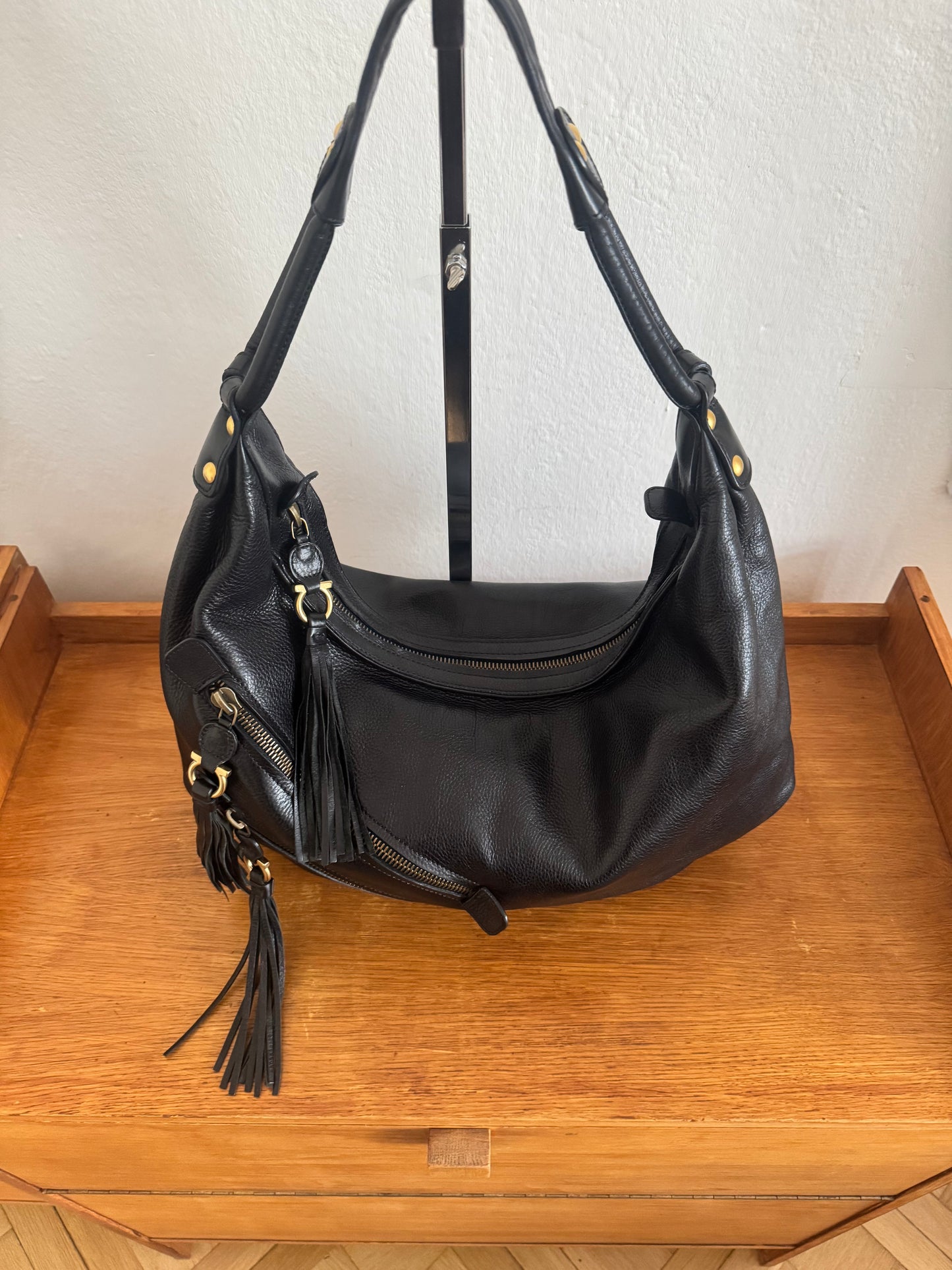 FERRAGAMO LARGE HOBO BAG