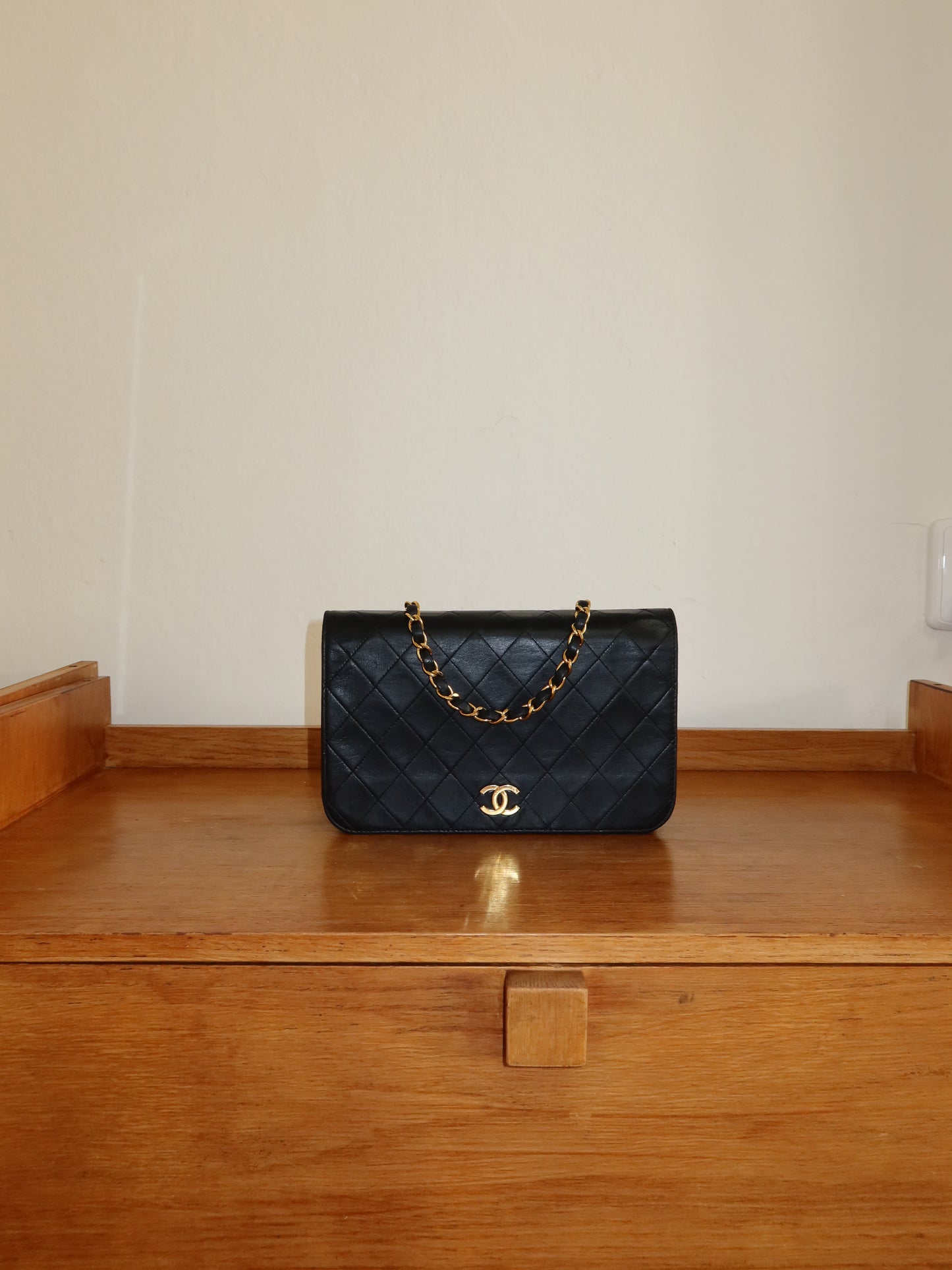 CHANEL SINGLE FULL FLAP BAG 24K GOLD