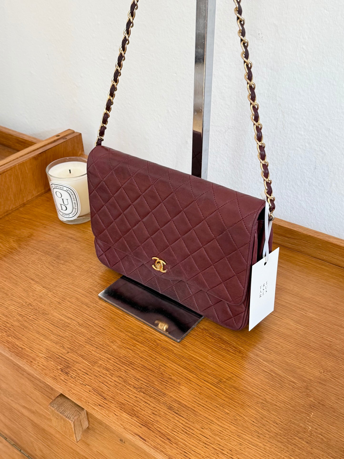 CHANEL BURGUNDY FLAP BAG LAMBSKIN