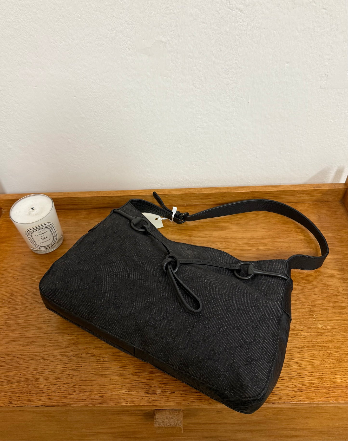 GUCCI GG MONOGRAM HORSEBIT SHOULDER BAG