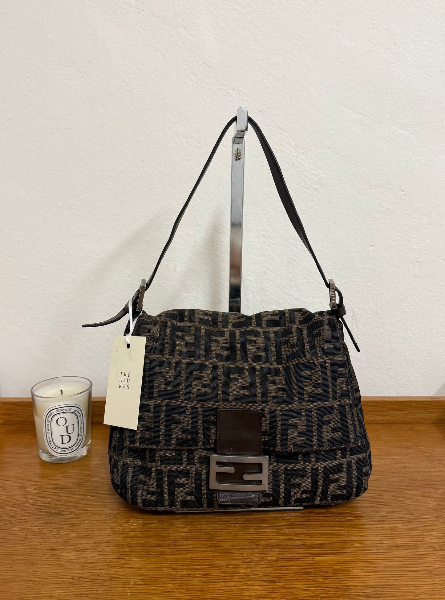 FENDI MAMMA BAGUETTE BAG