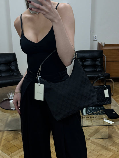 GUCCI GG BLACK SHOULDER BAG