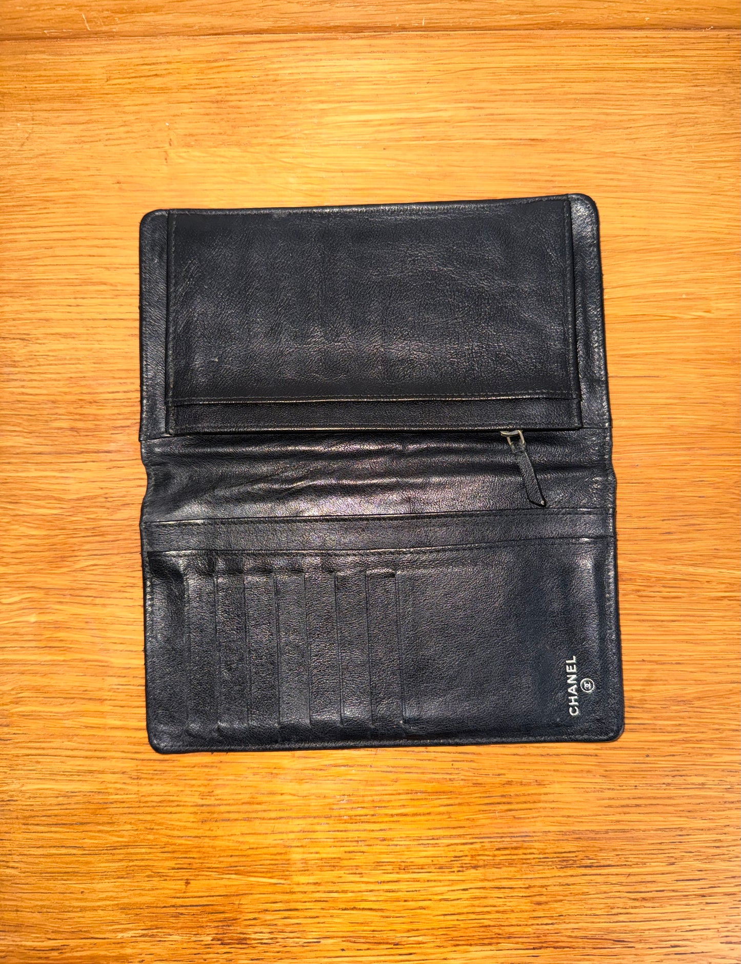 CHANEL WALLET QUILTED SERIES 11