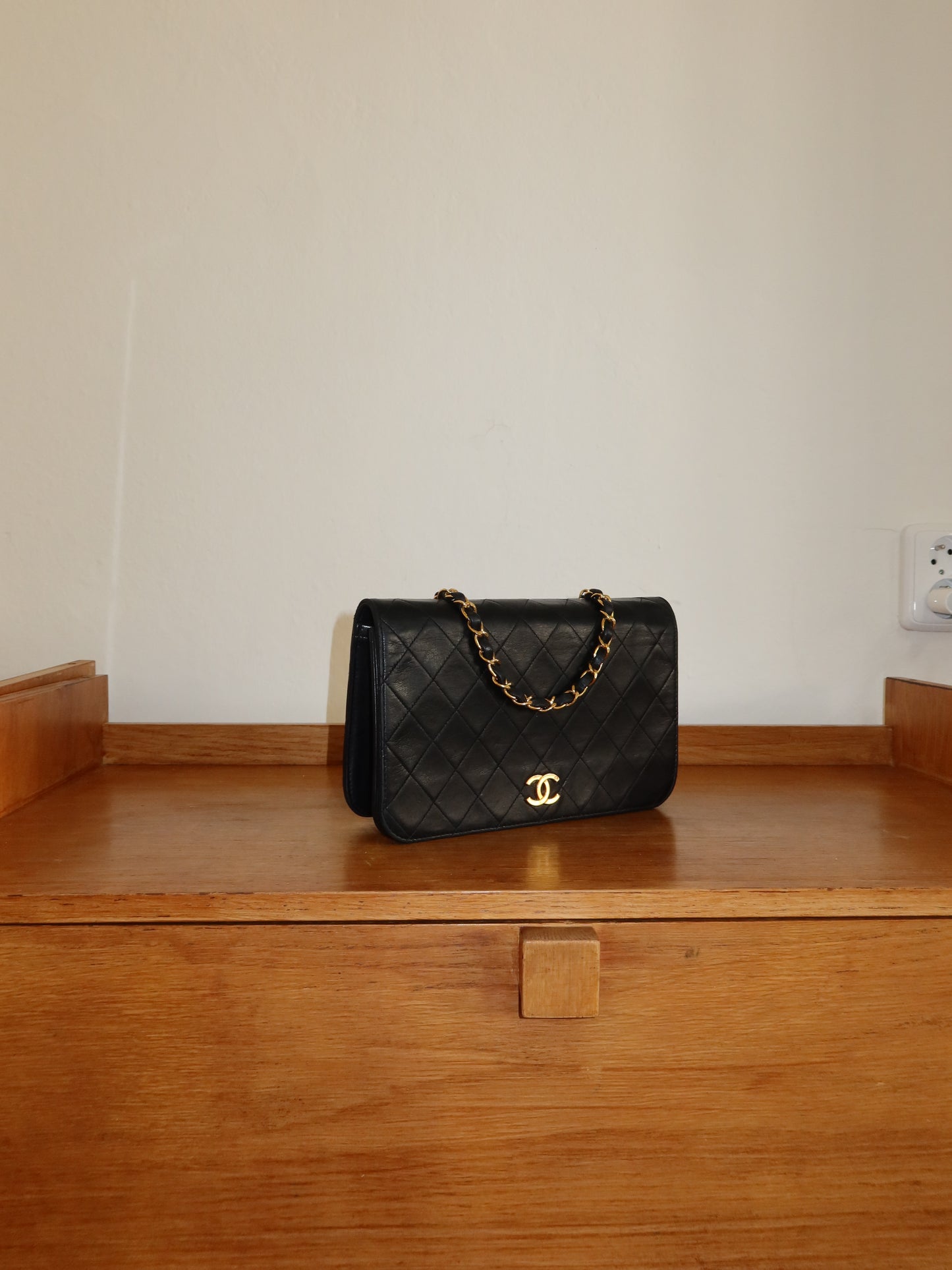 CHANEL SINGLE FULL FLAP BAG 24K GOLD