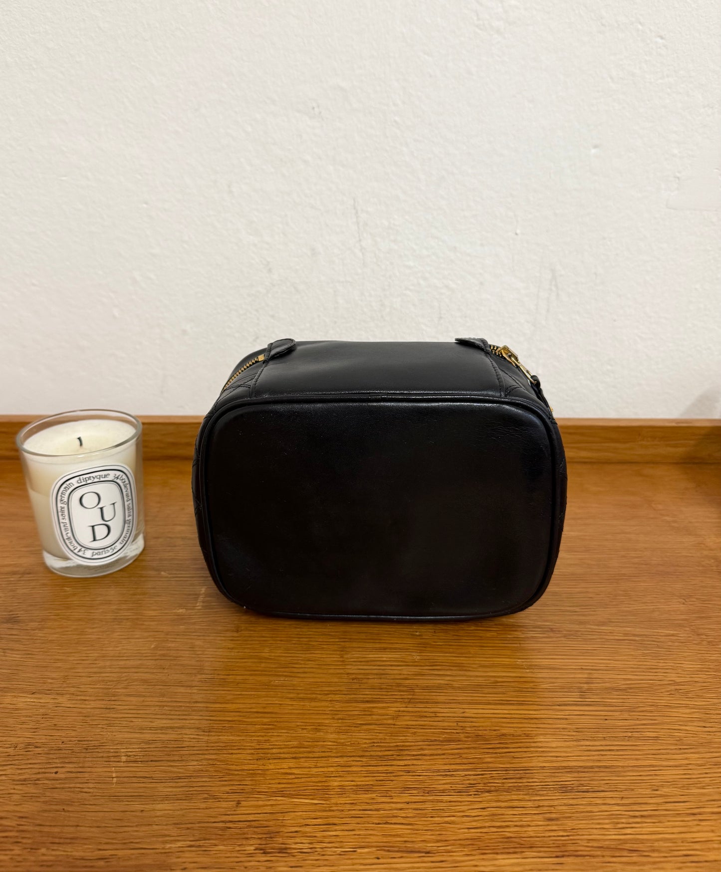 CHANEL VANITY LAMBSKIN