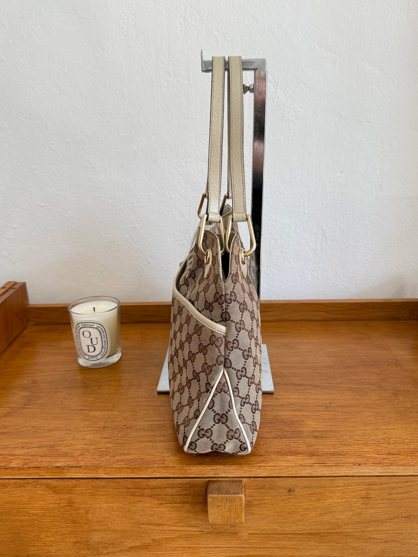 GUCCI GG MONOGRAM SHOULDER BAG