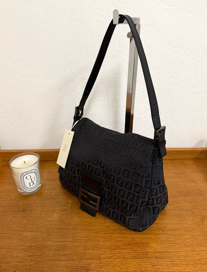 FENDI MAMMA BAGUETTE BAG