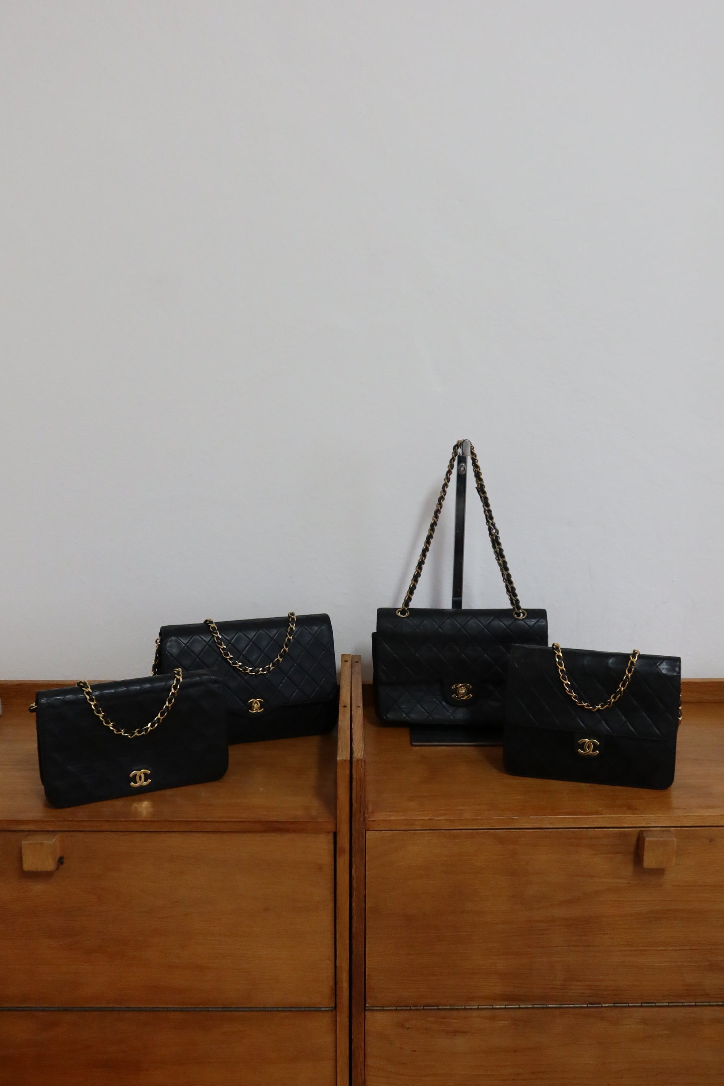 CHANEL CLASSIC SINGLE FLAP BAG LAMBSKIN BLACK 24K GOLD HW