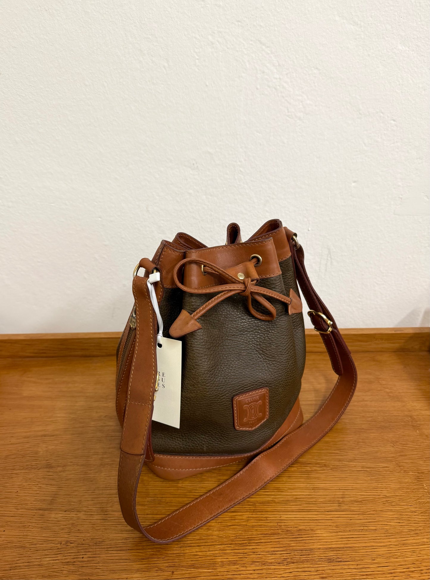 CELINE TRIOMPHE BUCKET BAG