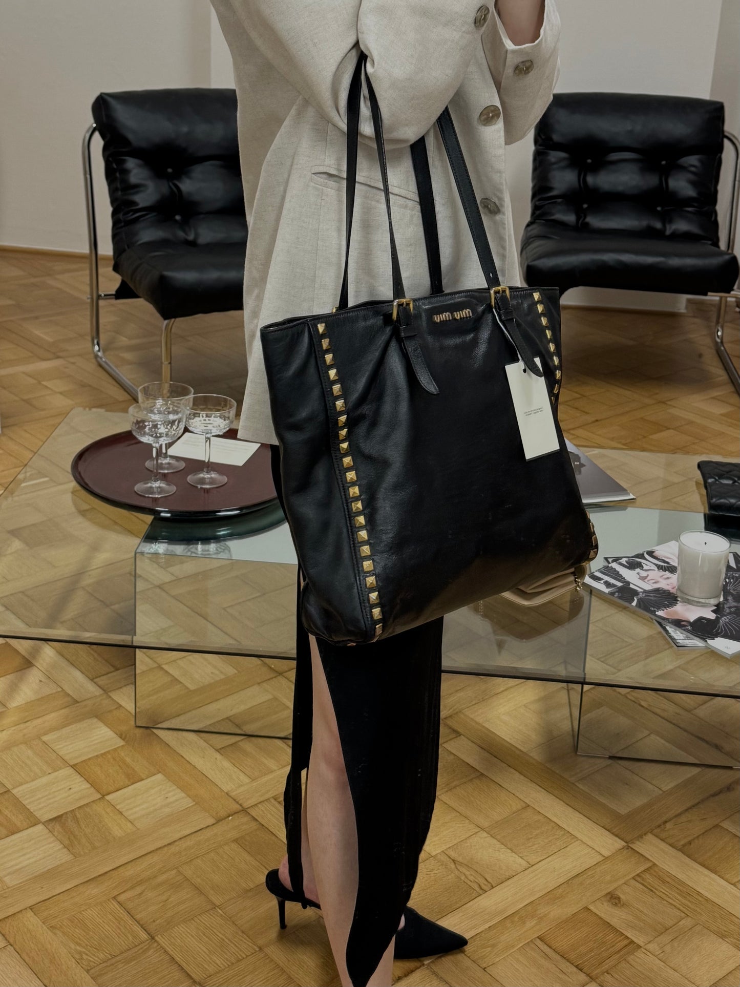 MIU MIU TOTE BAG GOLD HW STUDS
