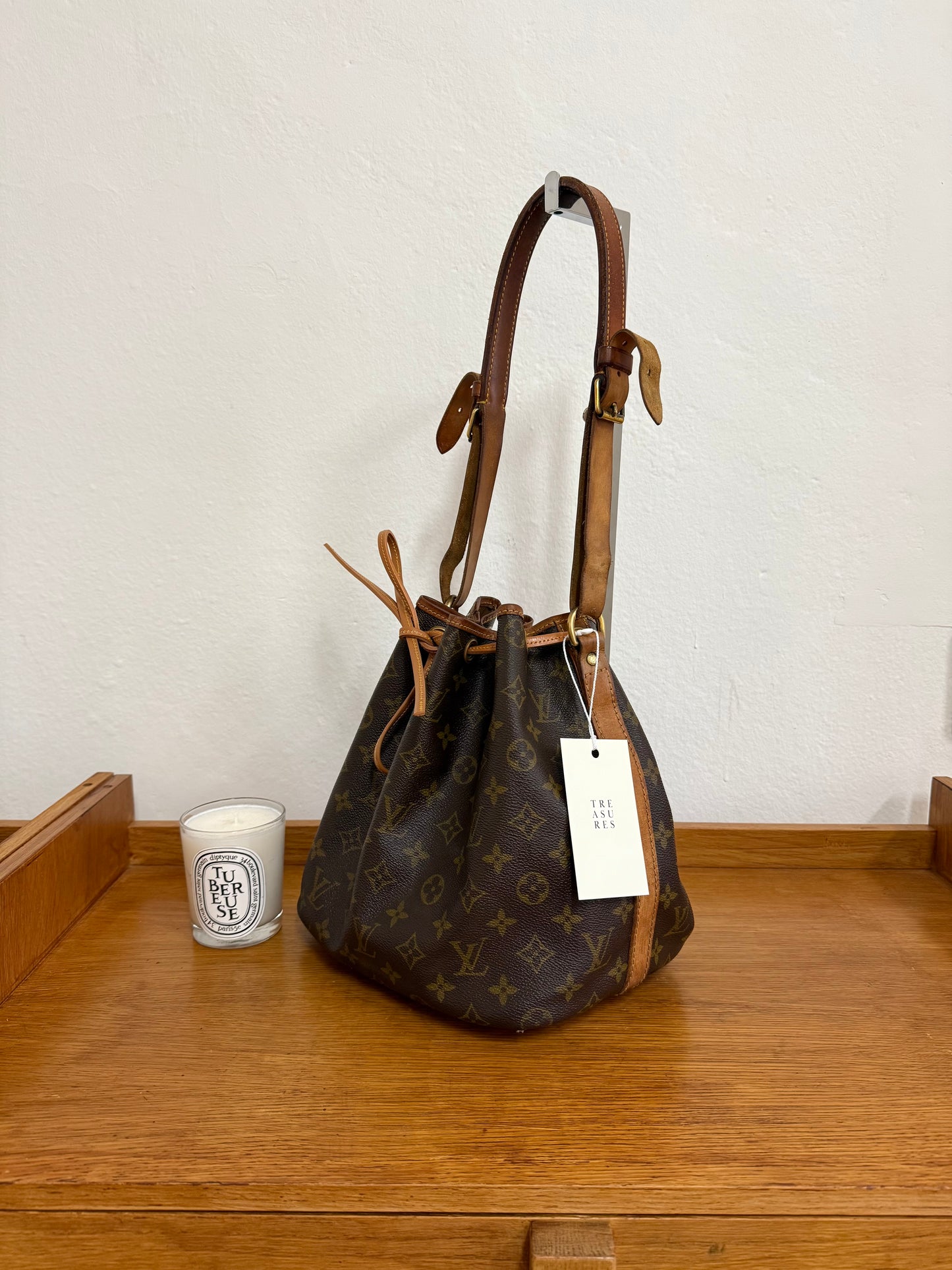 LV PETIT NOÉ MONOGRAM