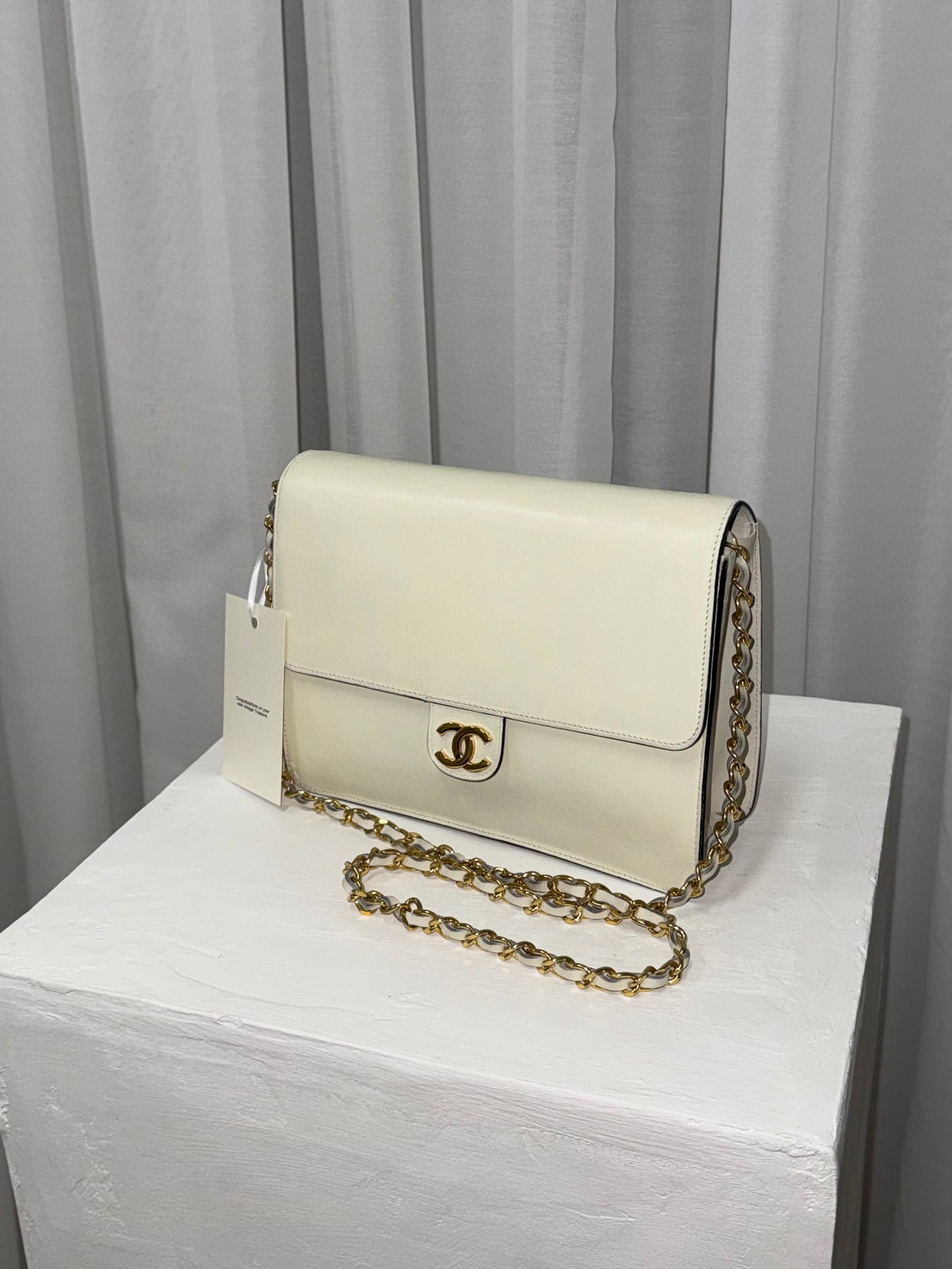 CHANEL BOX CALF SINGLE FLAP CREAM