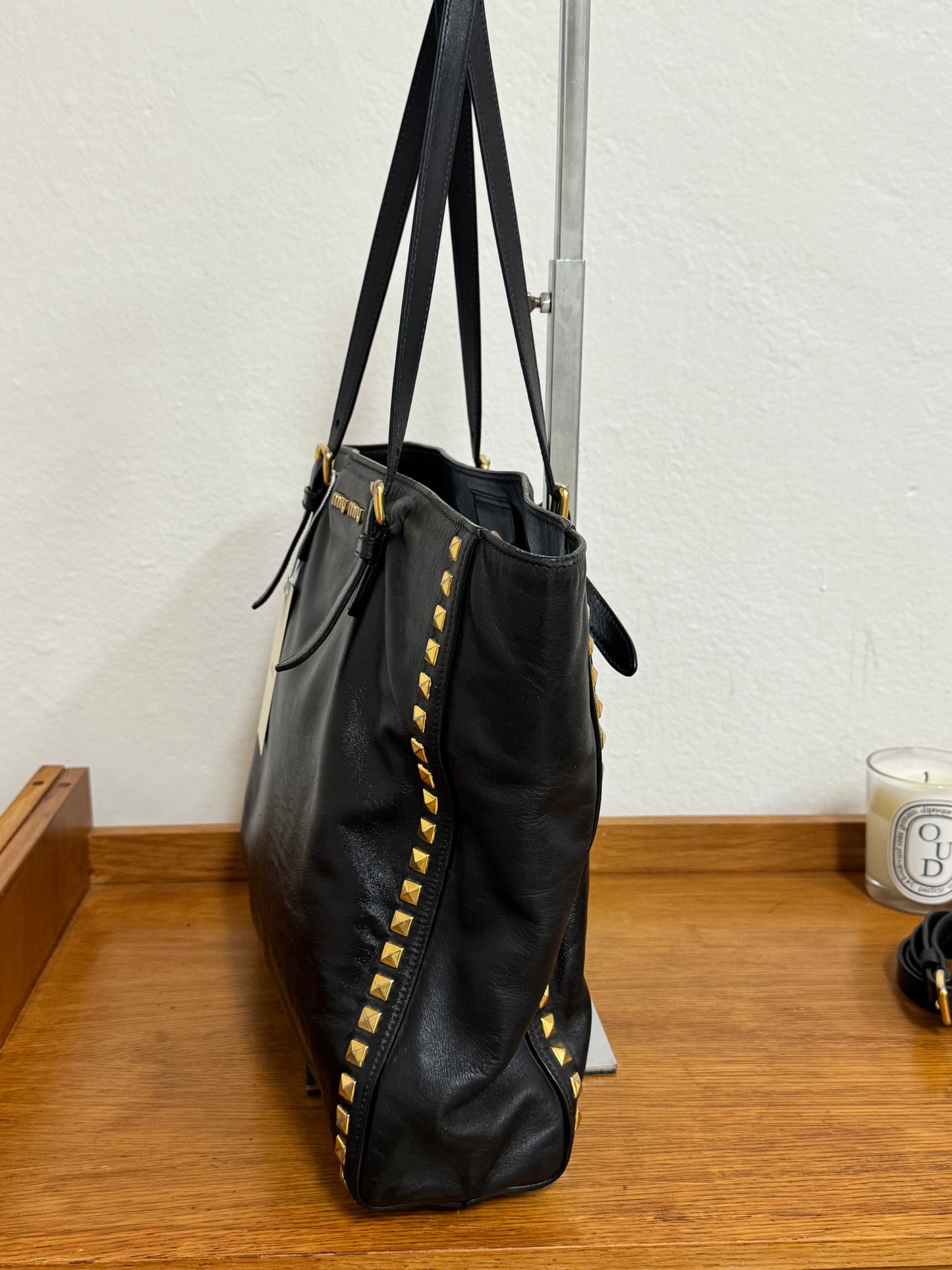 MIU MIU TOTE BAG GOLD HW STUDS