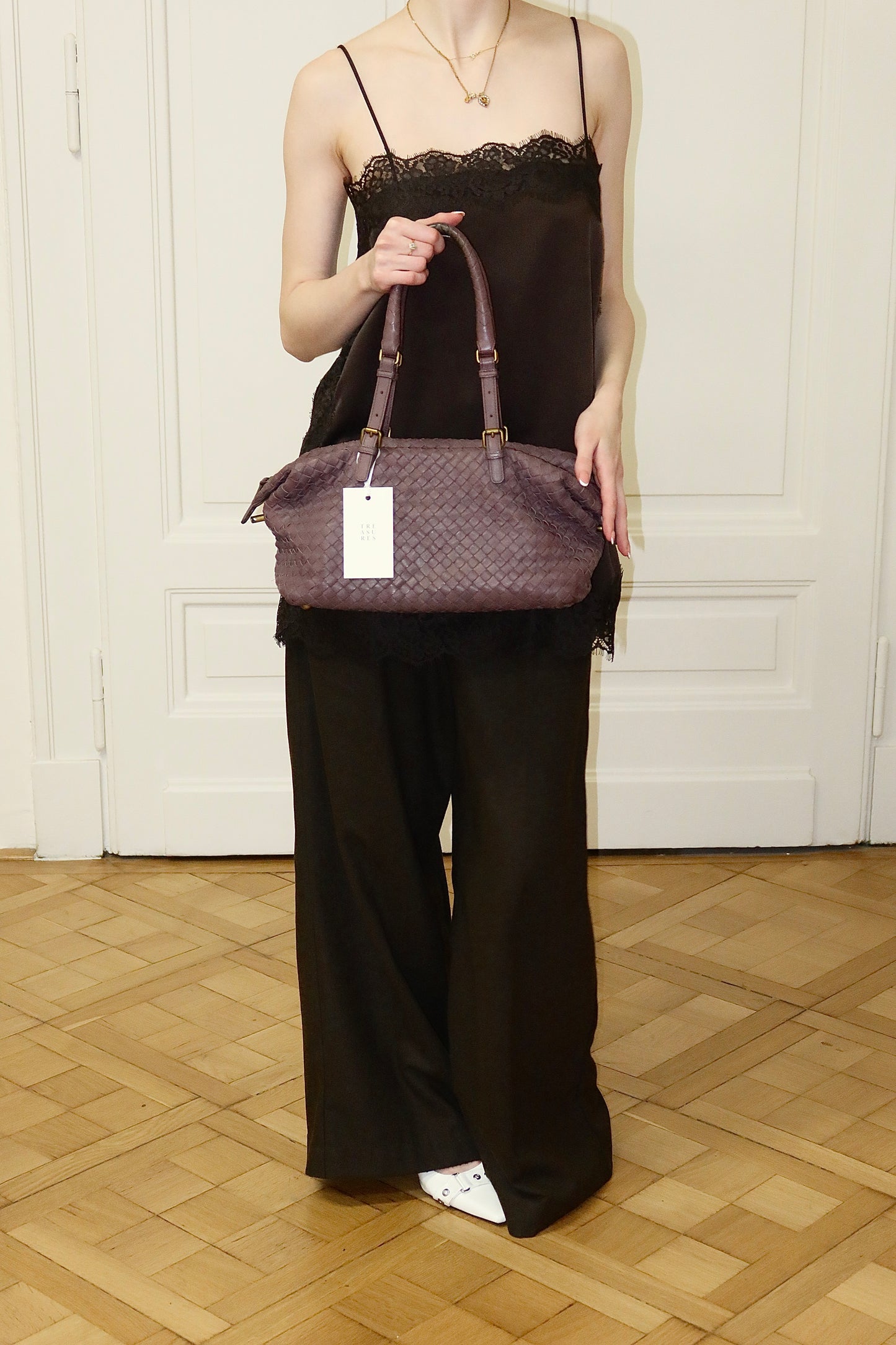 BOTTEGA VENETA INTRECCIATO SHOULDER BAG