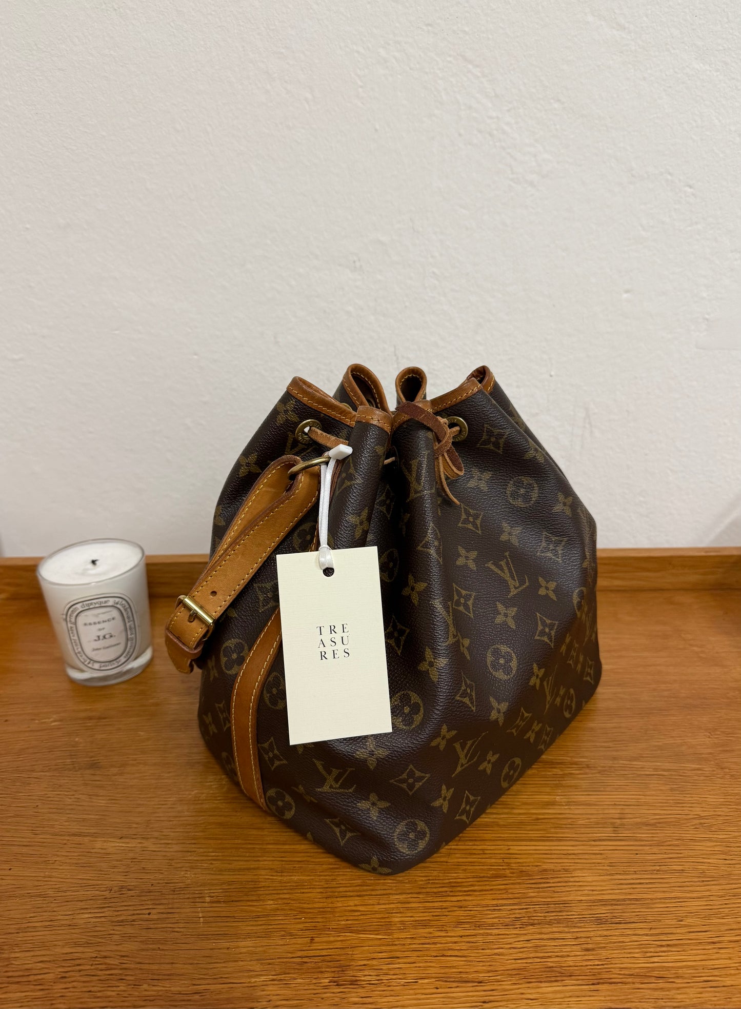 LV PETIT NOÉ MONOGRAM