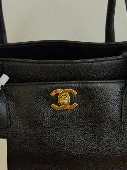 CHANEL EXECUTIVE TOTE BLACK GOLD HW