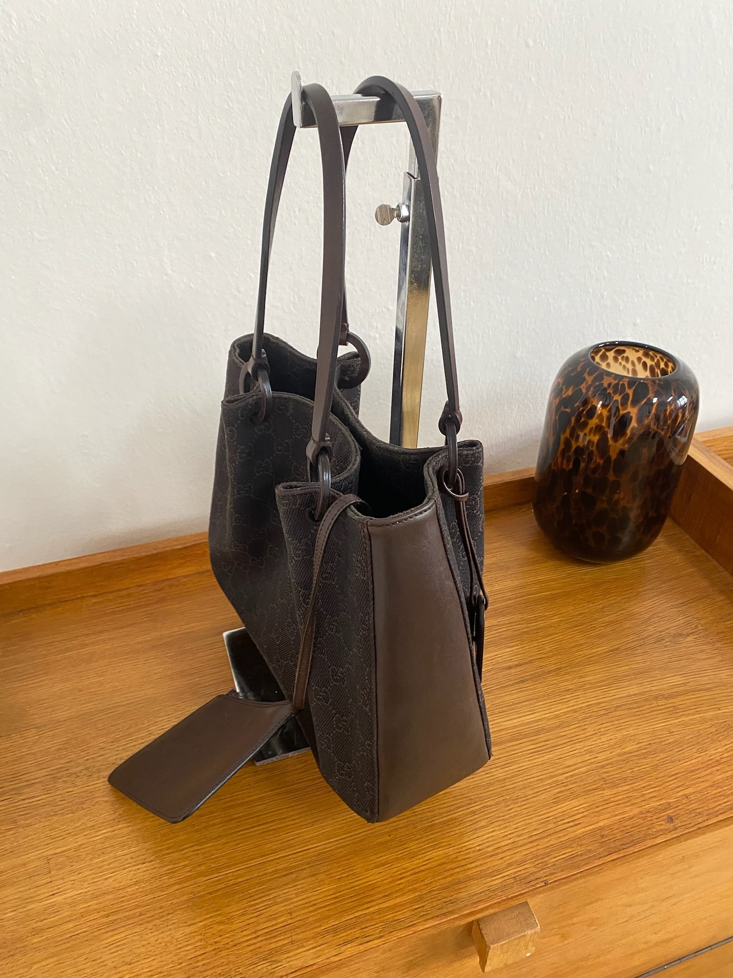 GUCCI GG MONOGRAM SHOULDER BAG & POUCH