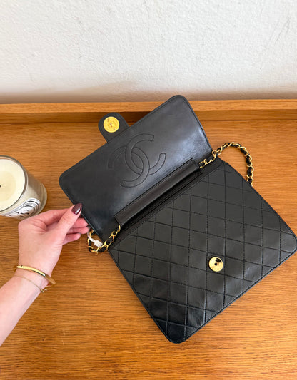 CHANEL CLASSIC SINGLE FLAP BAG LAMBSKIN BLACK 24K GOLD HW