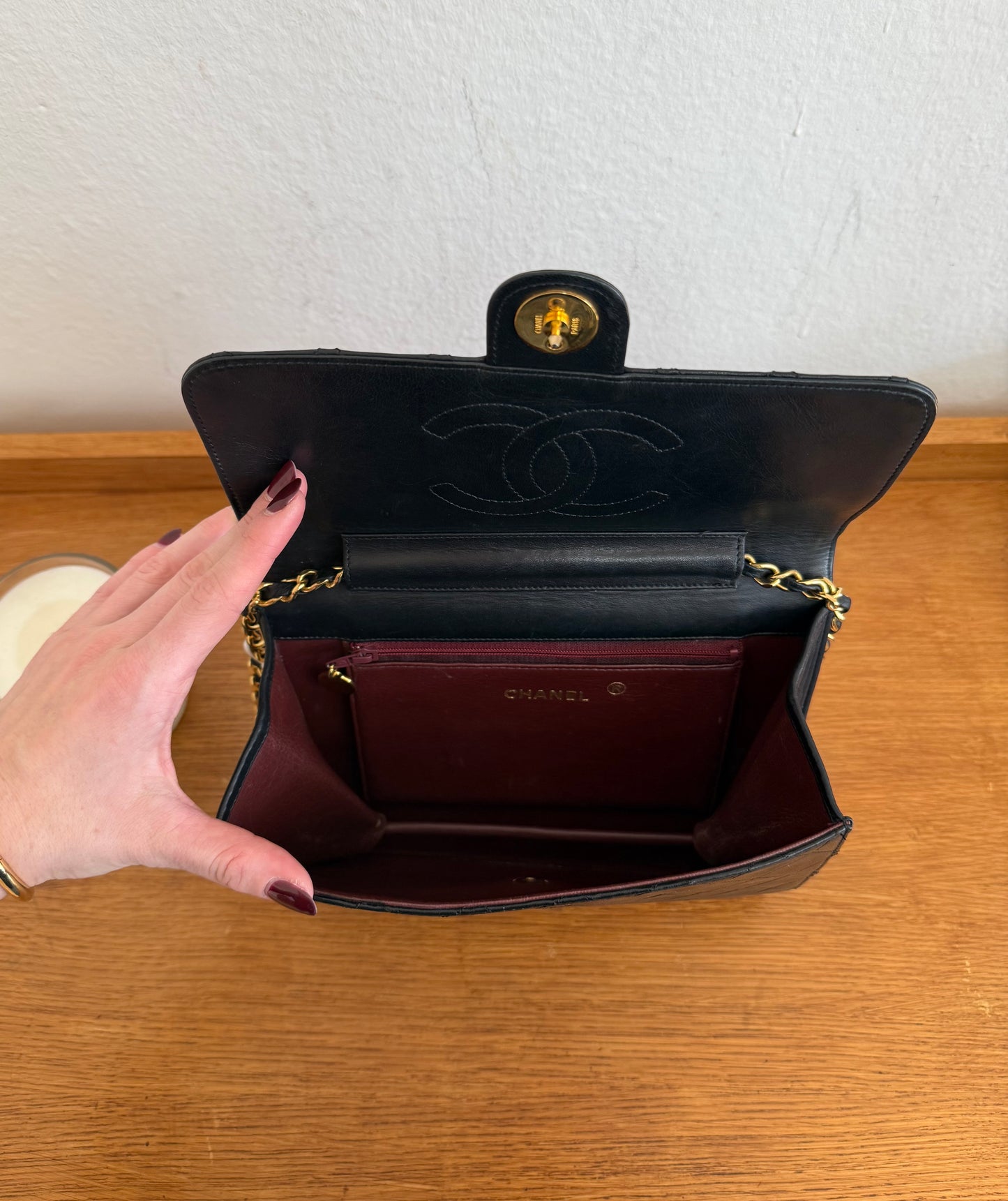 CHANEL CLASSIC SINGLE FLAP BAG LAMBSKIN BLACK 24K GOLD HW