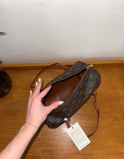 LV PAPILLON 26