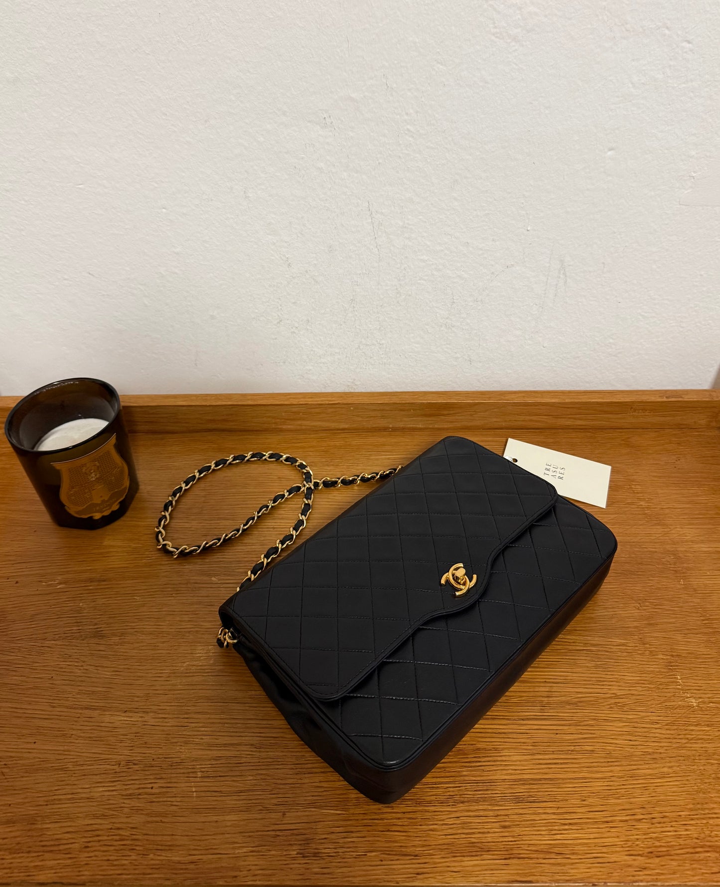 CHANEL TWIST LOCK FLAP BAG