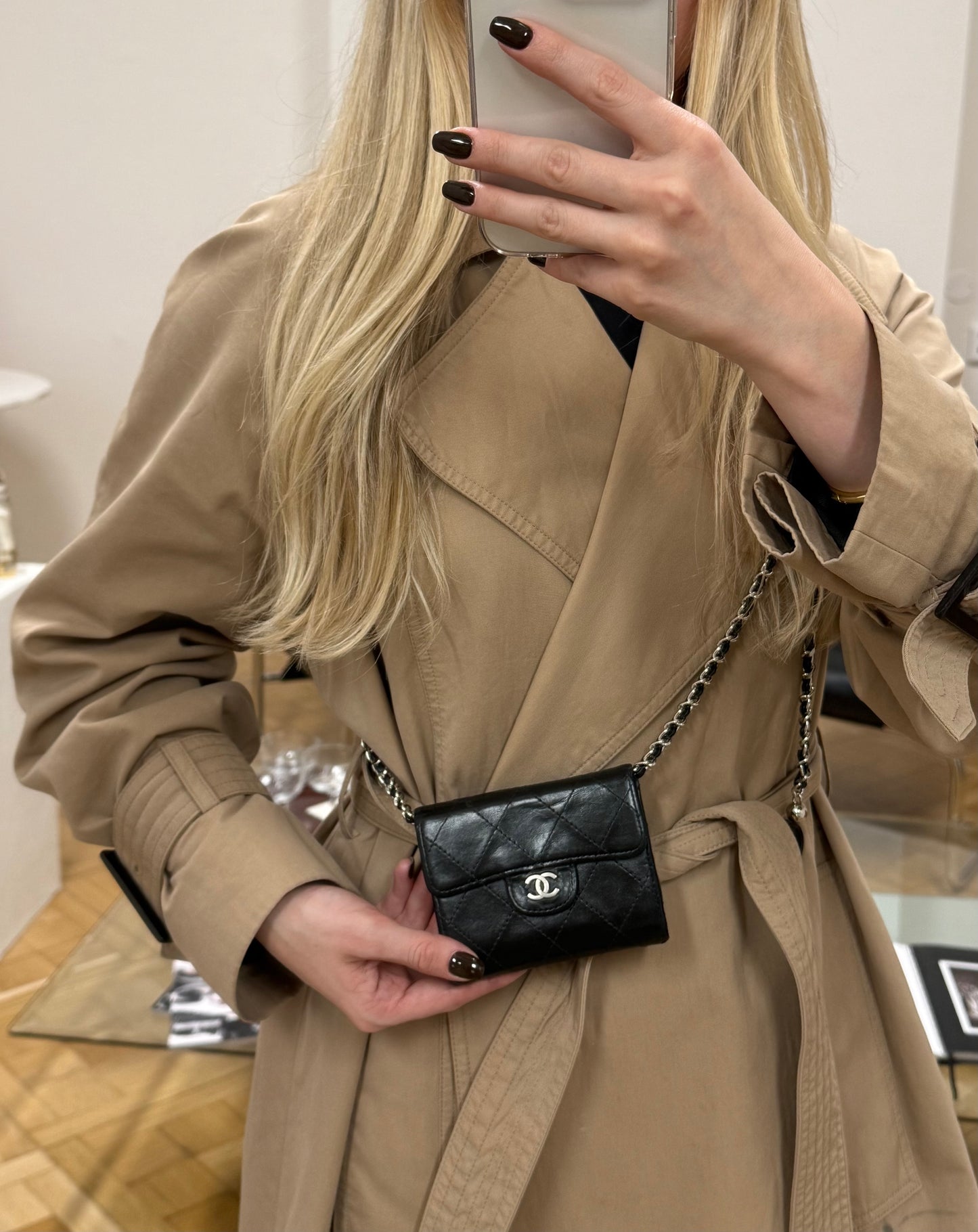CHANEL MINI WALLET LAMBSKIN