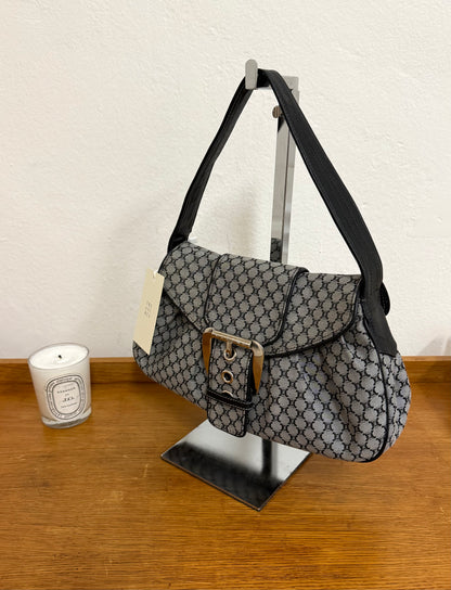 CELINE TRIOMPHE SHOULDER BAG