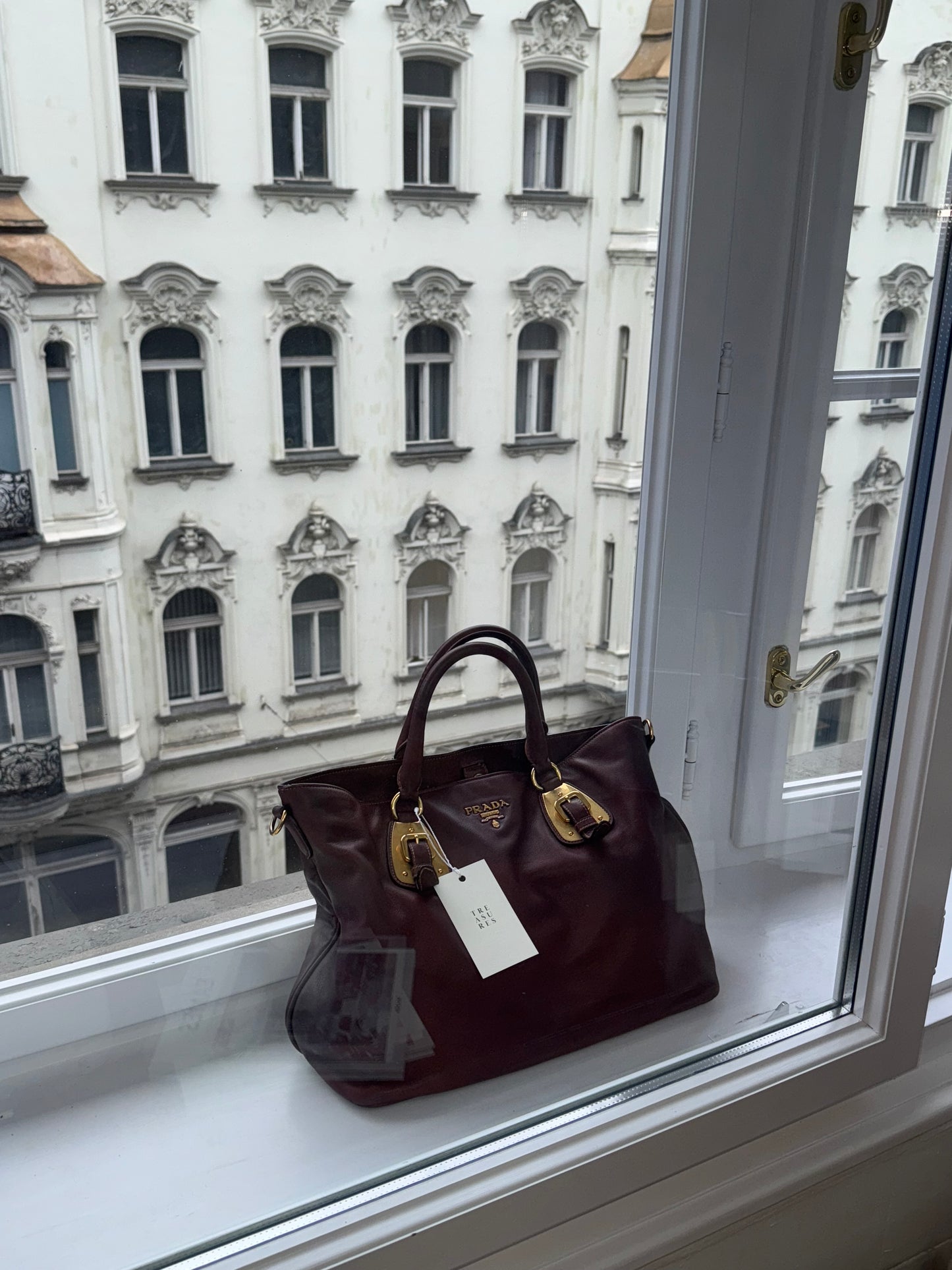 PRADA BURGUNDY SHOULDER TOTE BAG
