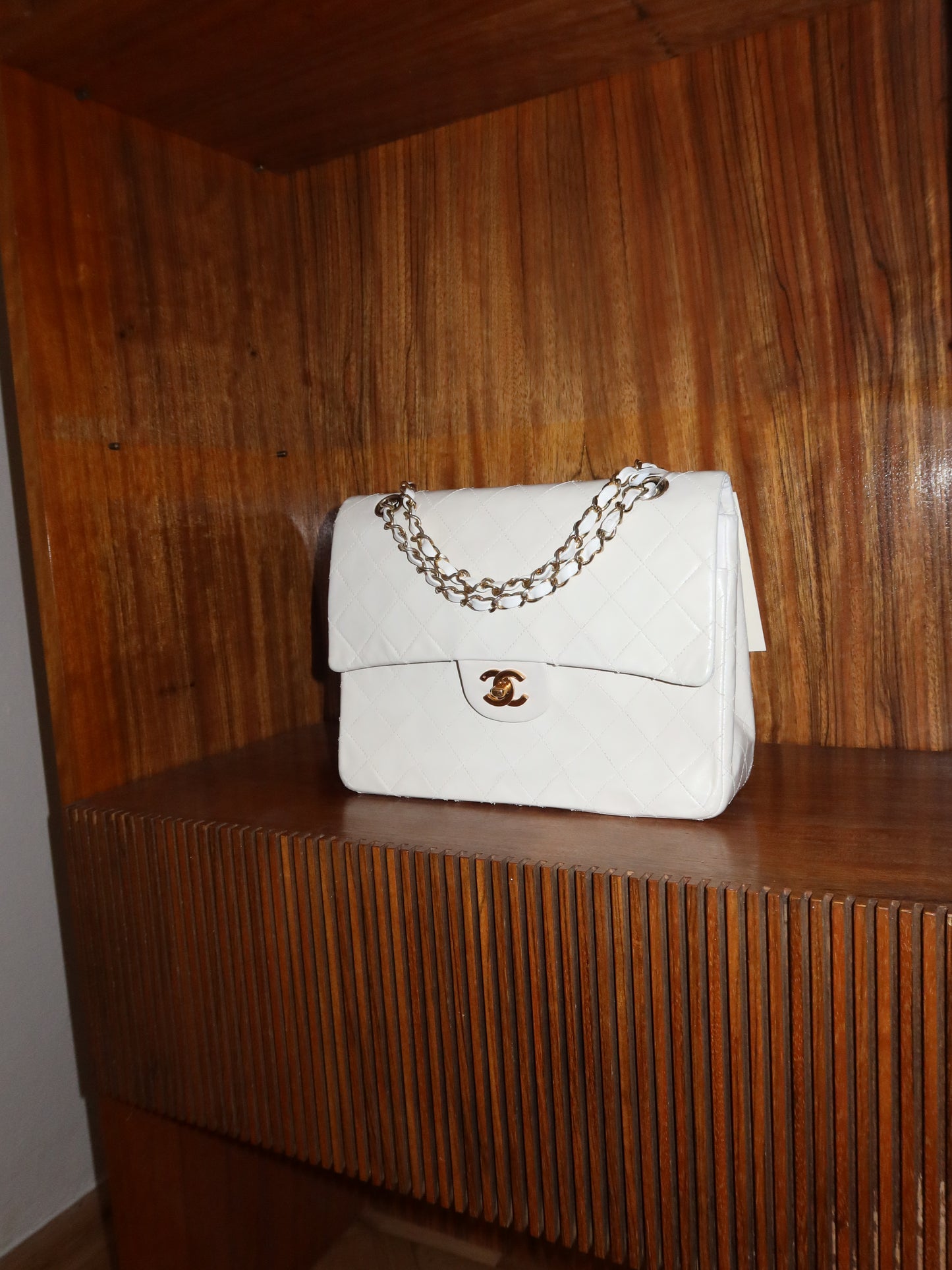 CHANEL CLASSIC DOUBLE FLAP BAG WHITE MEDIUM TALL 24K GOLD