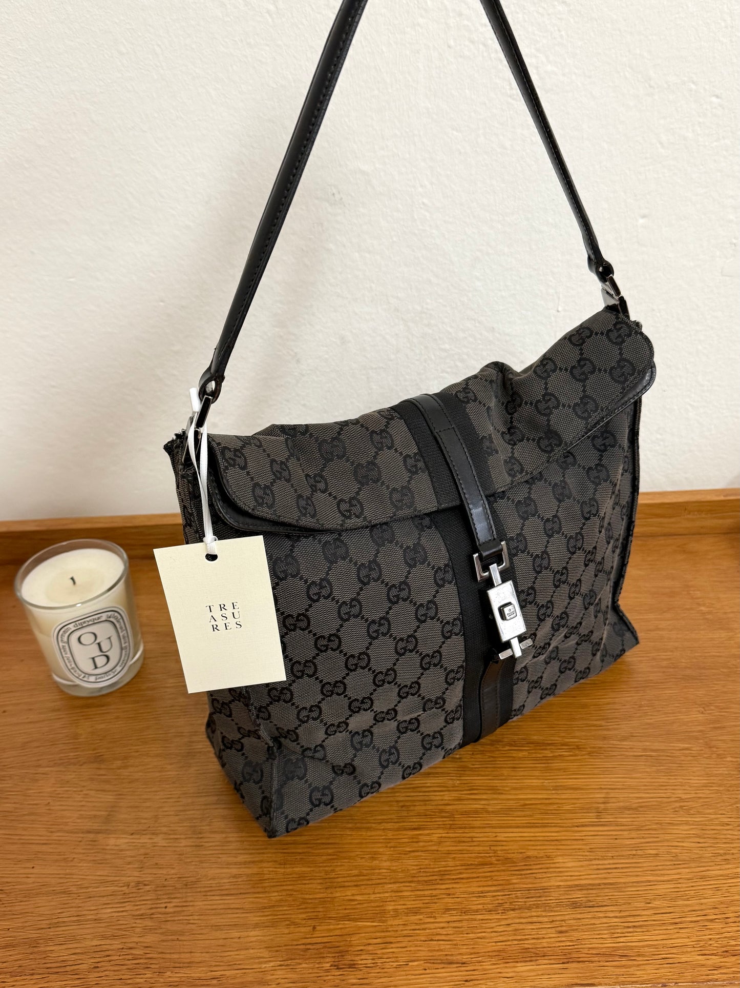 GUCCI JACKIE SHOULDER BAG BLACK GG MONOGRAM
