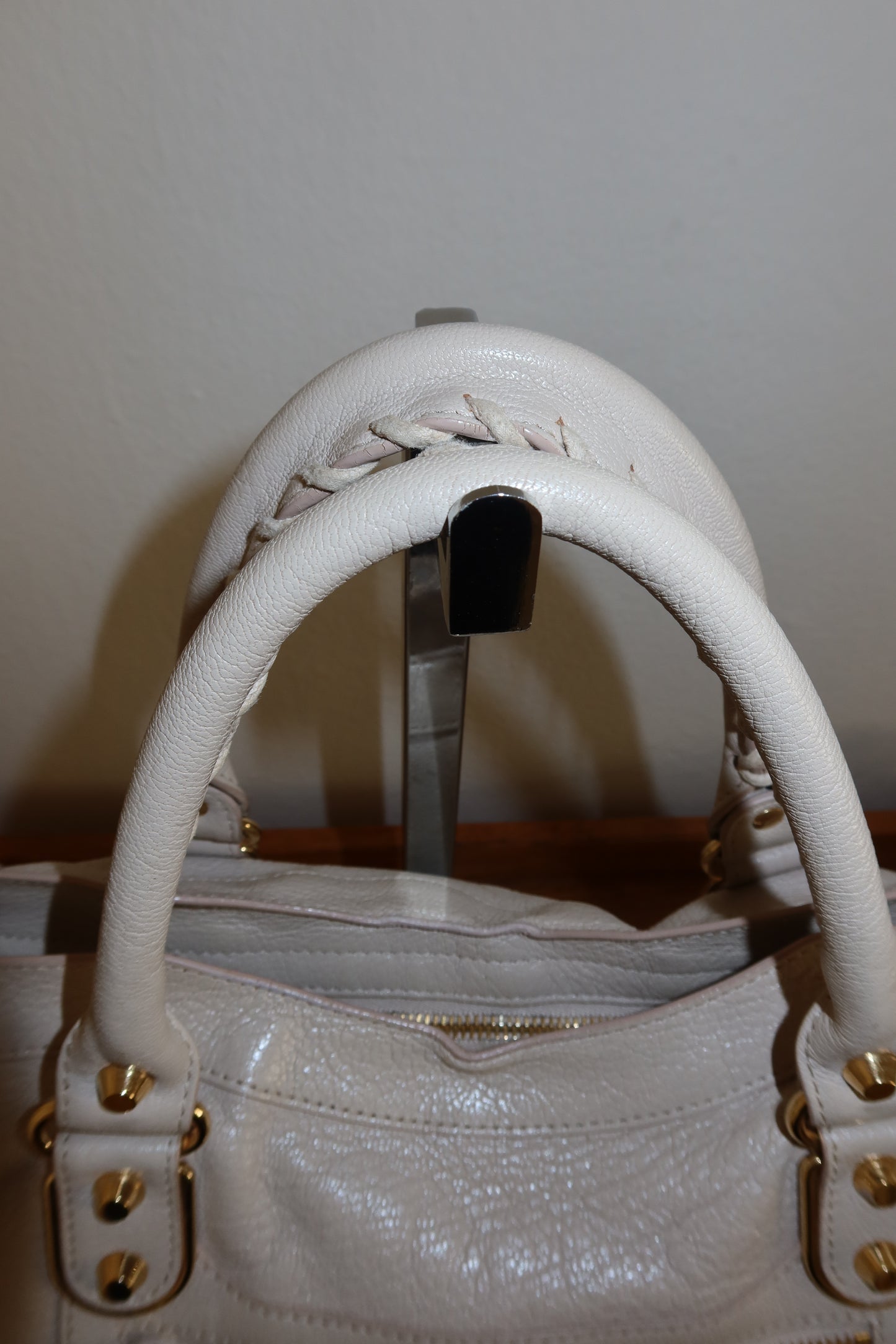 BALENCIAGA CITY BAG IN CREAM