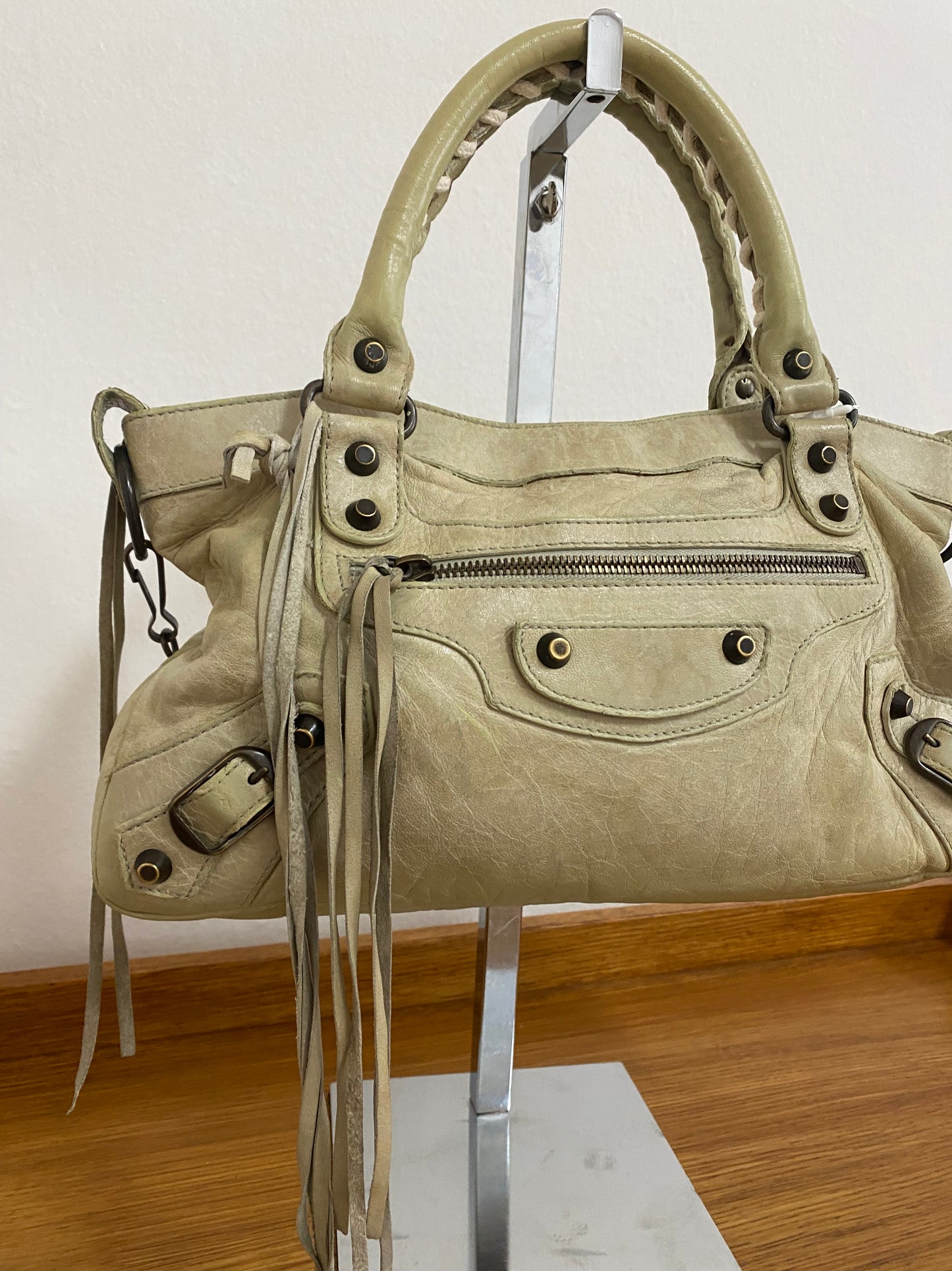 BALENCIAGA FIRST BAG IN ECRU