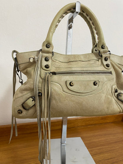 BALENCIAGA FIRST BAG IN ECRU