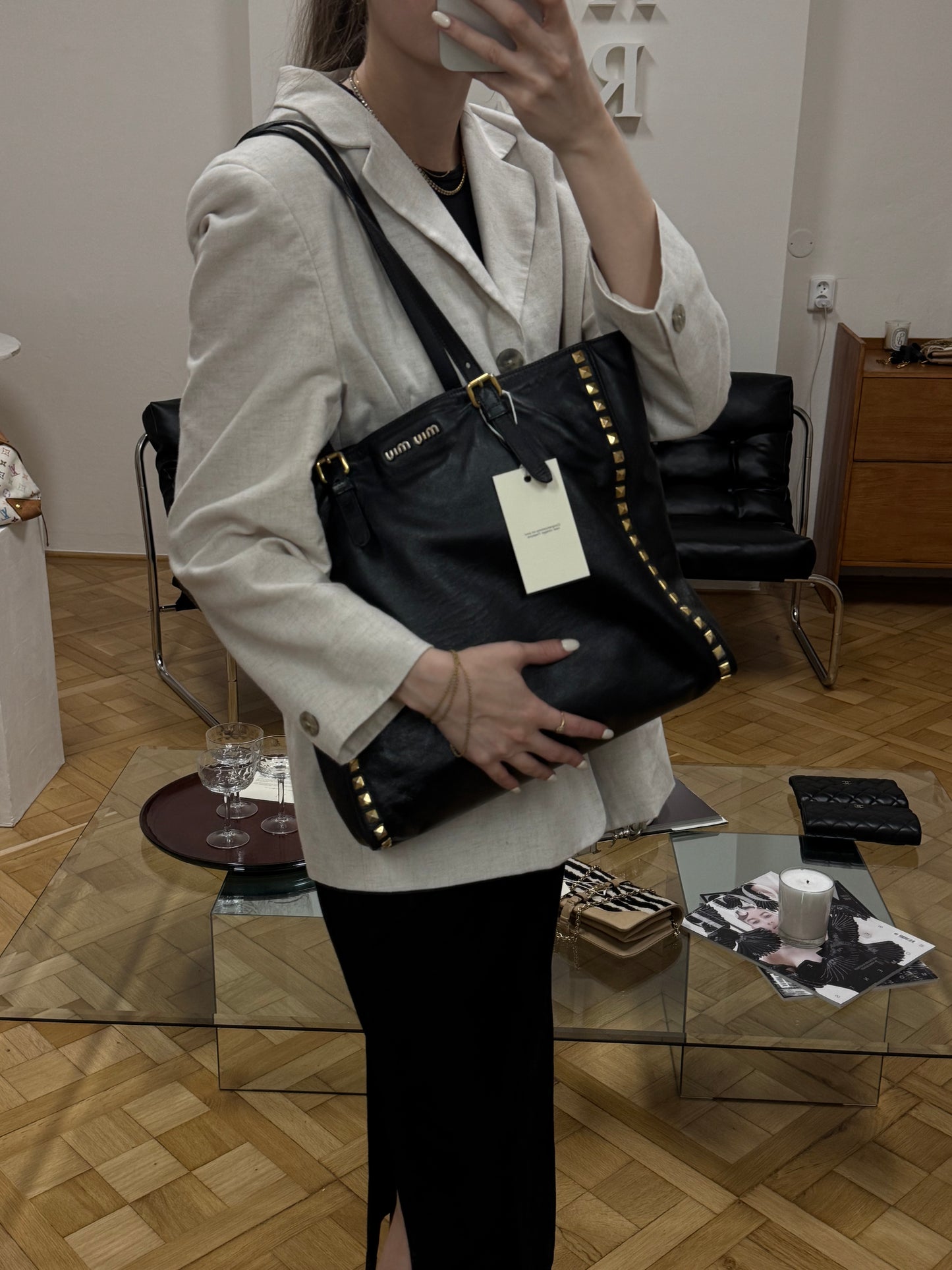 MIU MIU TOTE BAG GOLD HW STUDS