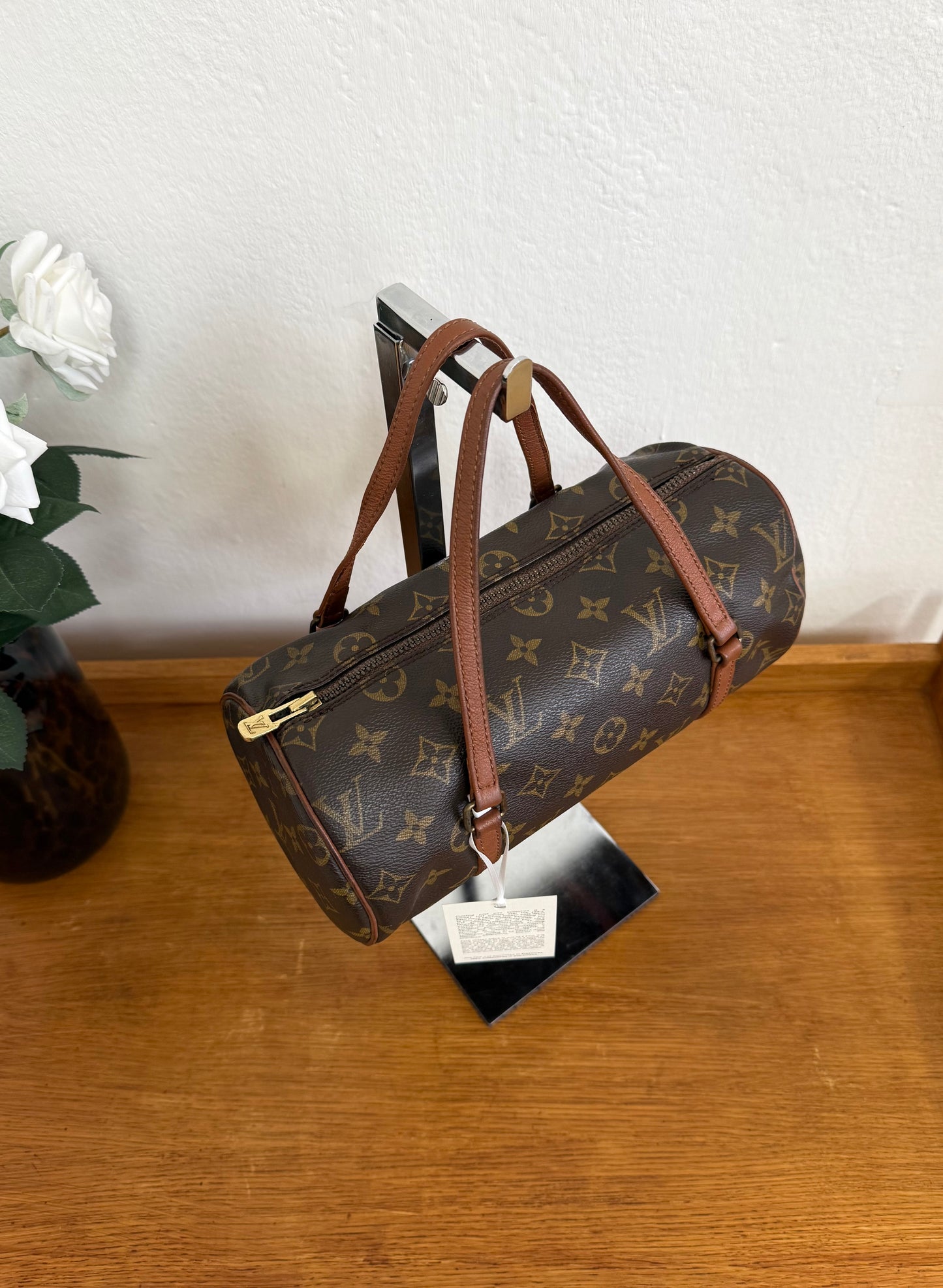 LV PAPILLON 26