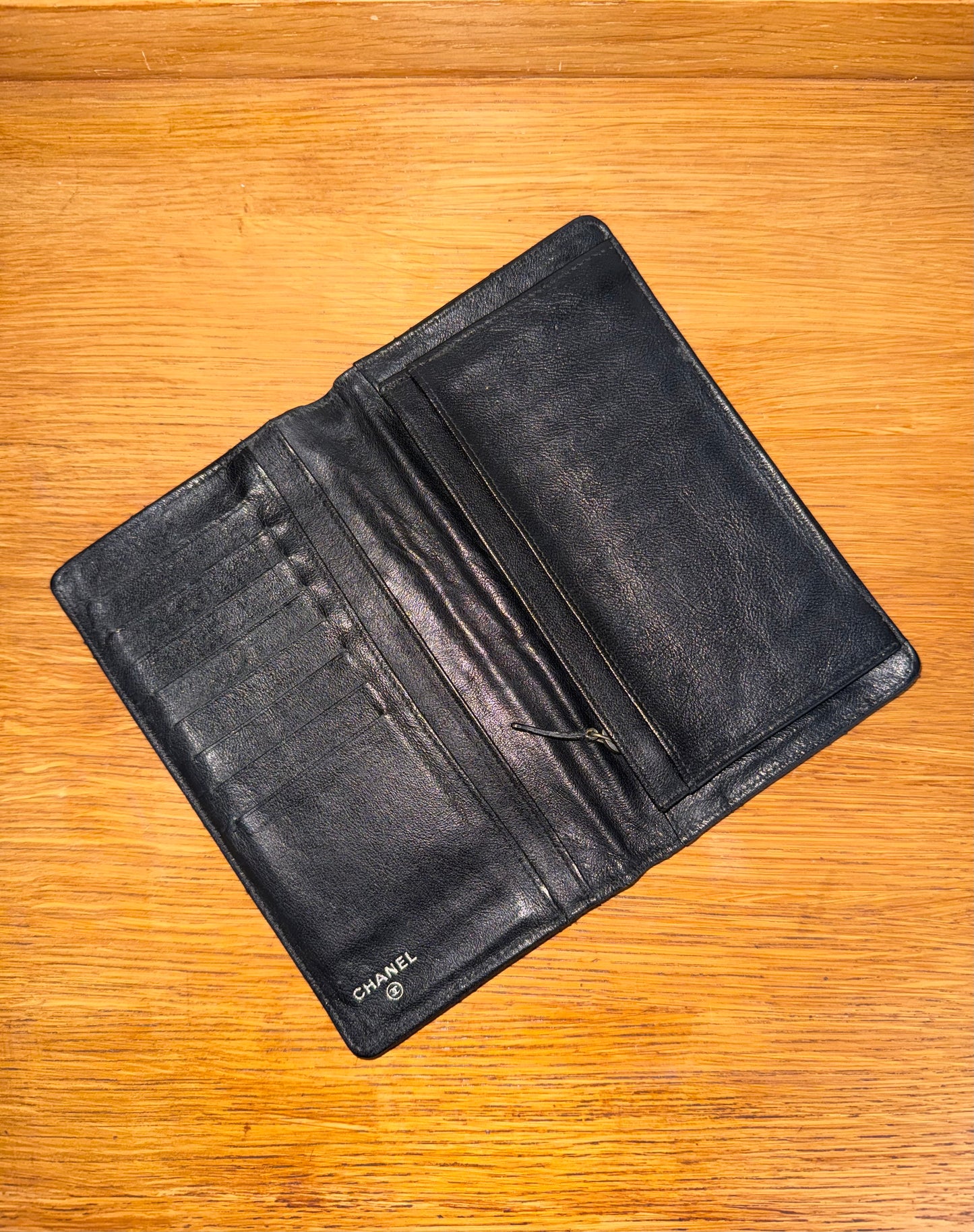 CHANEL WALLET QUILTED SERIES 11