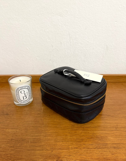 CHANEL VANITY LAMBSKIN