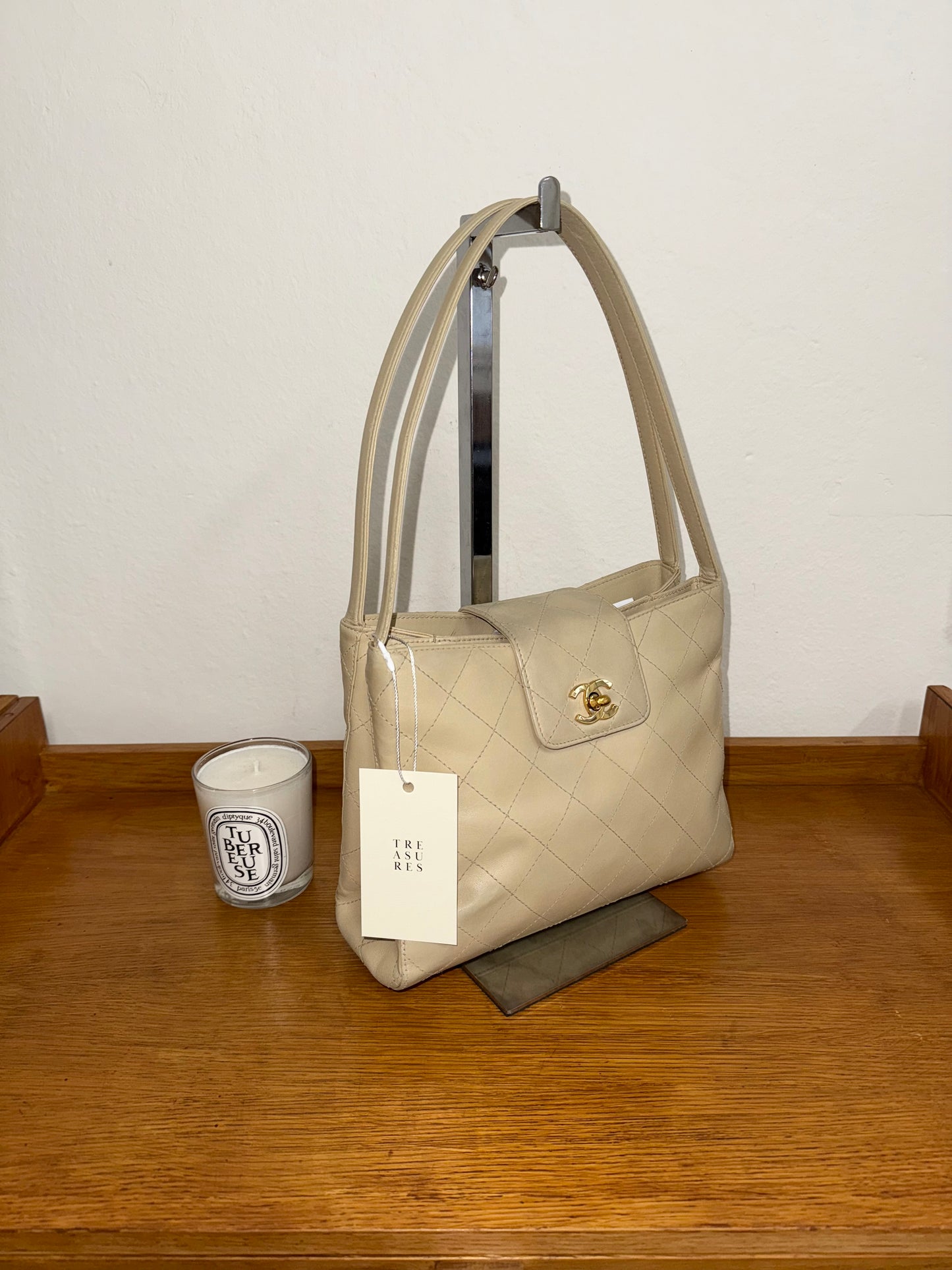 CHANEL KELLY SHOULDER BAG
