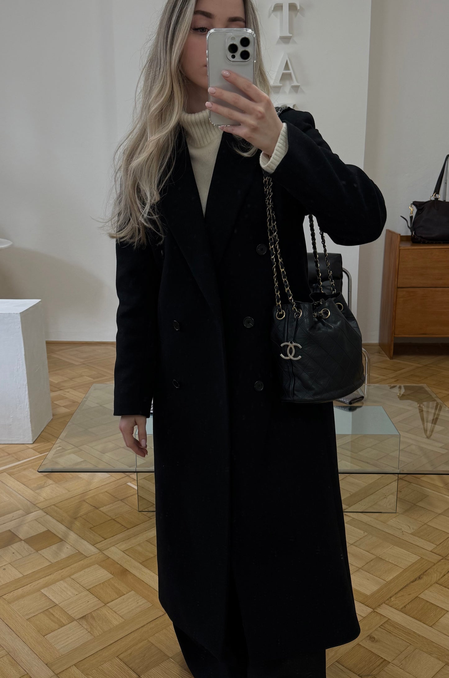 CHANEL BUCKET BAG & POUCH